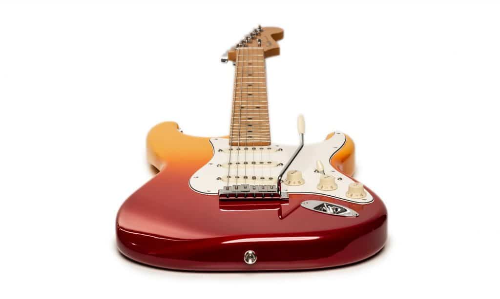 09 Fender Player Plus Stratocaster 010 FIN