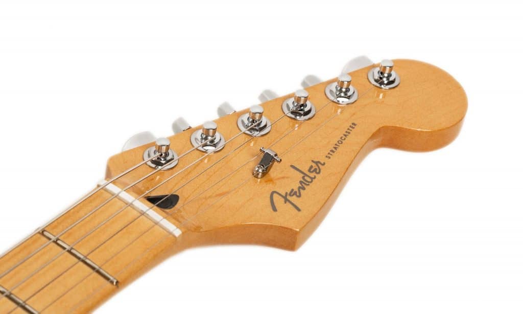 24 Fender Player Plus Stratocaster 032 FIN