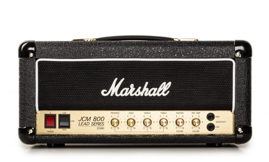 La testata si presenta esteticamente nel look arrotondato dei modelli JCM, come era disponibile fin dall'inizio degli anni '80.