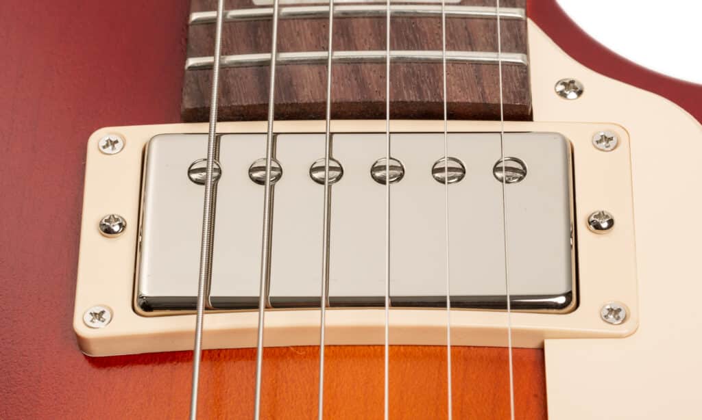 Gibson Les Paul Tribute Satin Cherry Sunburst 019 FIN