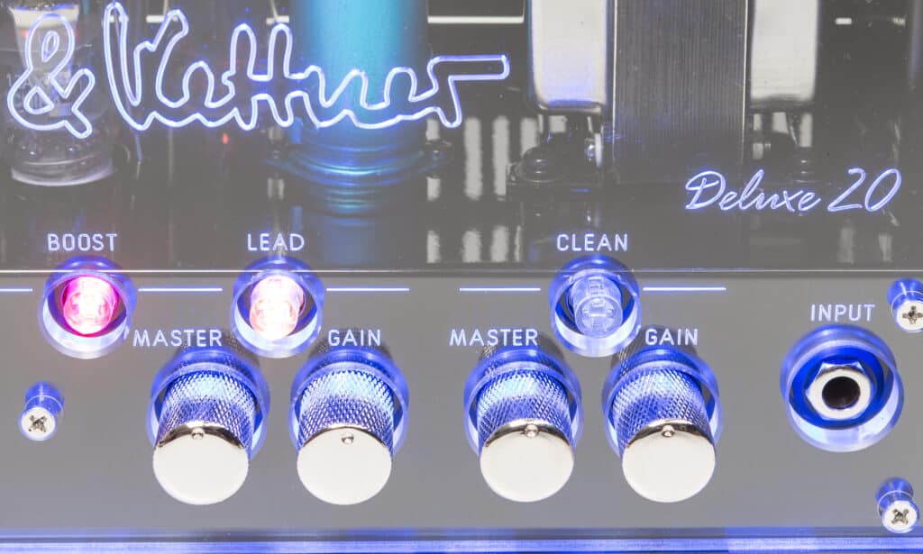 Hughes Kettner TubeMeister 20 Deluxe 020FIN