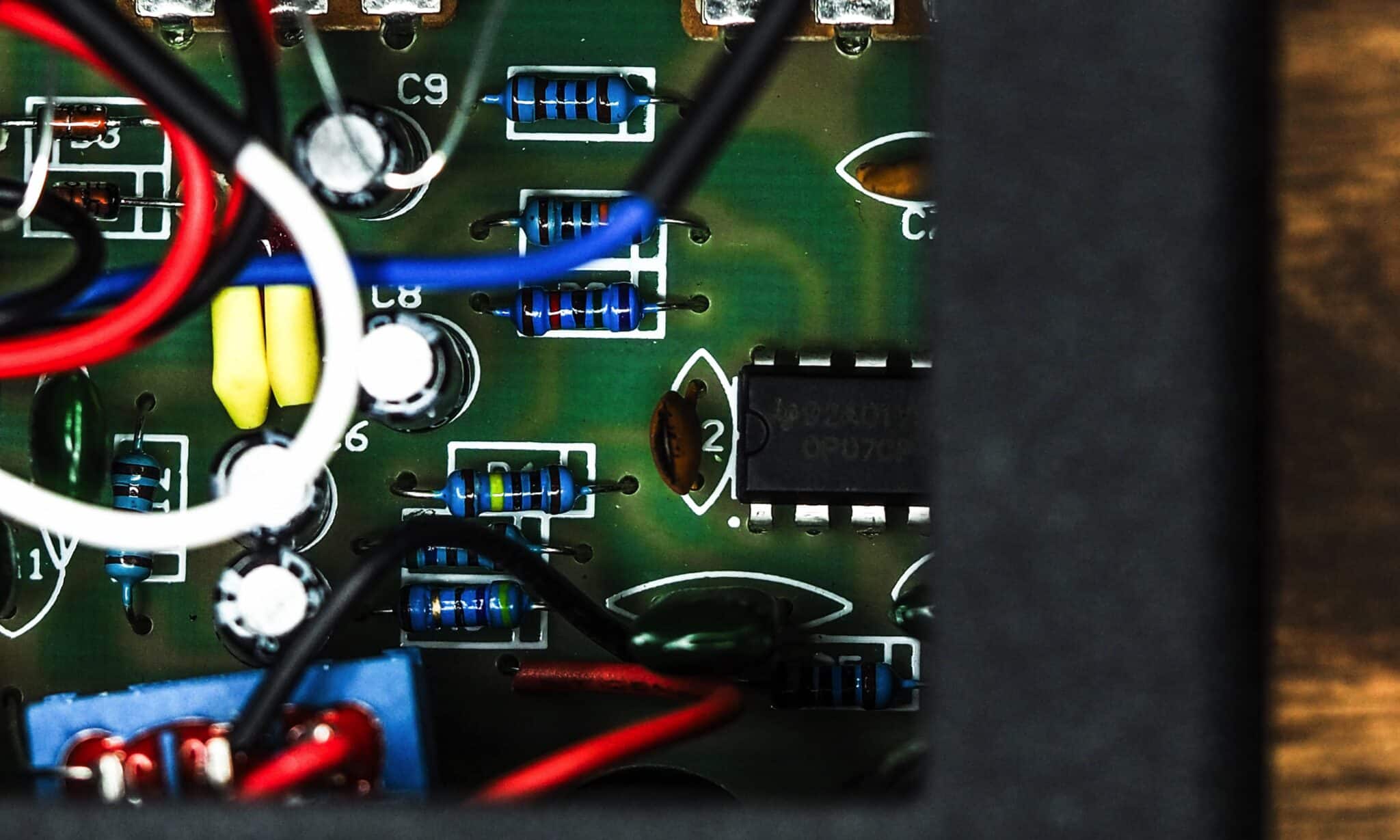 Pedale Per Chitarra Effetti Distorti Mini RAT Aggiornato Chip LM308 Pedale Per Chitarra Effetti Distorti Mini RAT Aggiornato Chip LM308