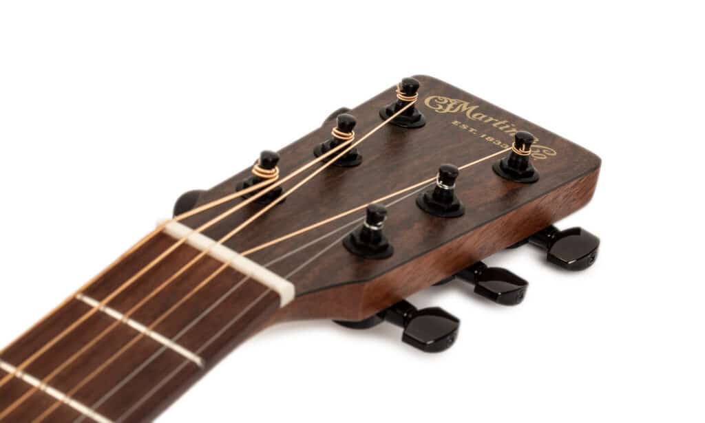 Martin Guitars GPC 10E Road Series Special 030 FIN 2048x1229