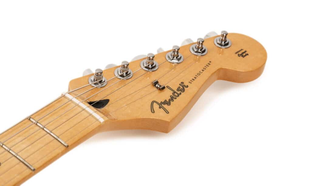 Fender Player Stratocaster HSS MN SFMG 027 FIN 2048x1229