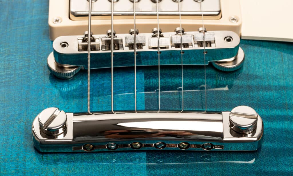 Gibson Les Paul Standard 60s Transparent Blueberry Burst 012 FIN 2048x1229