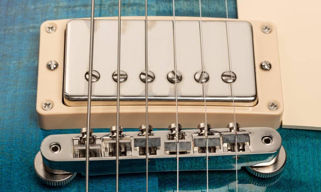 Gibson Les Paul Standard 60s Transparent Blueberry Burst 015 FIN 2048x1229