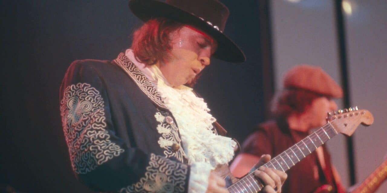 Stevie Ray Vaughan: 10 canzoni inaspettate e sorprendenti con la magia della sua Strato