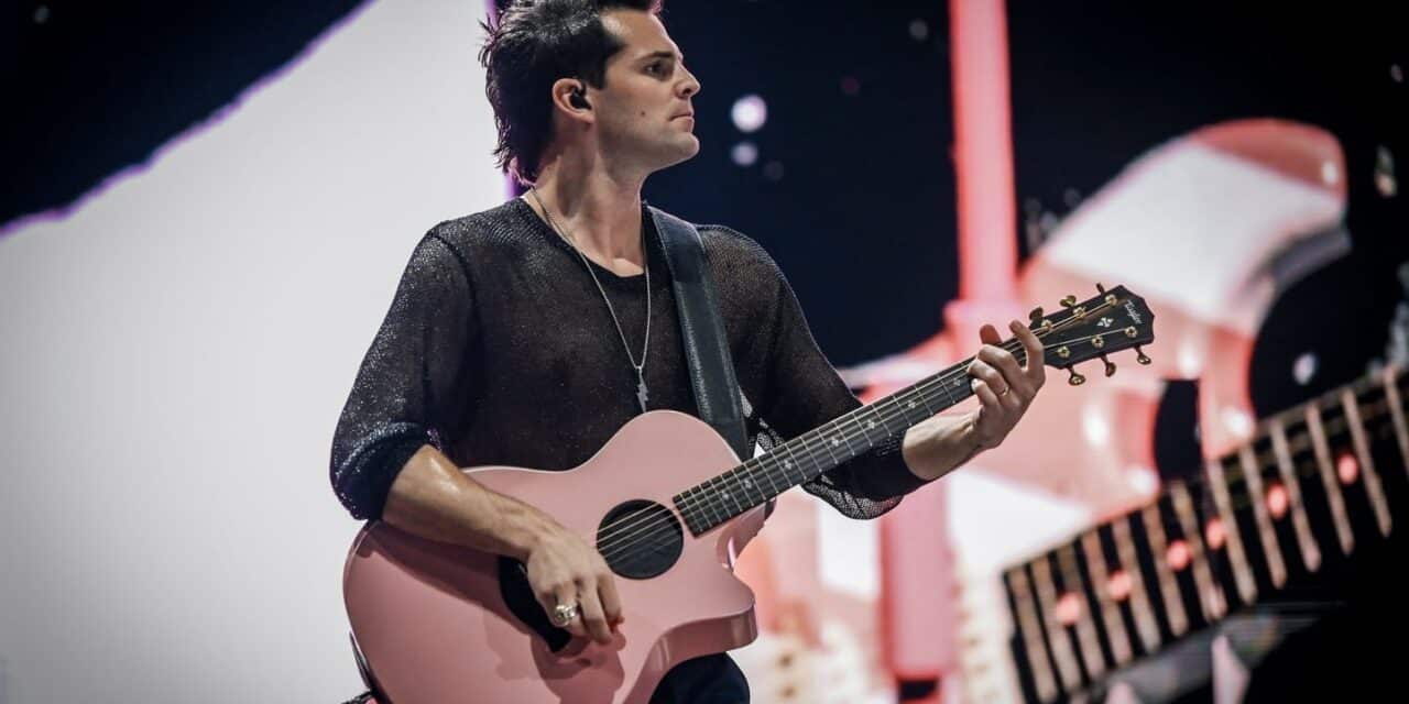 Intervista a Thomas Festa: dagli inizi con Gianna Nannini al tour mondiale con Laura Pausini