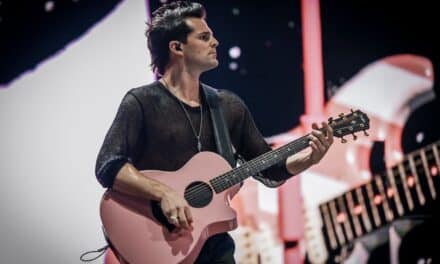 Intervista a Thomas Festa: dagli inizi con Gianna Nannini al tour mondiale con Laura Pausini