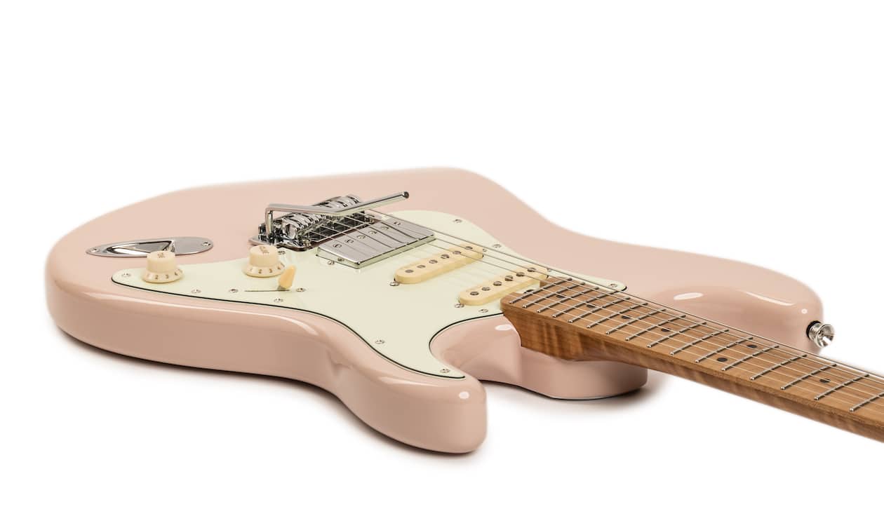 Harley Benton ST-Modern Plus MN HSS - Recensione e Prova