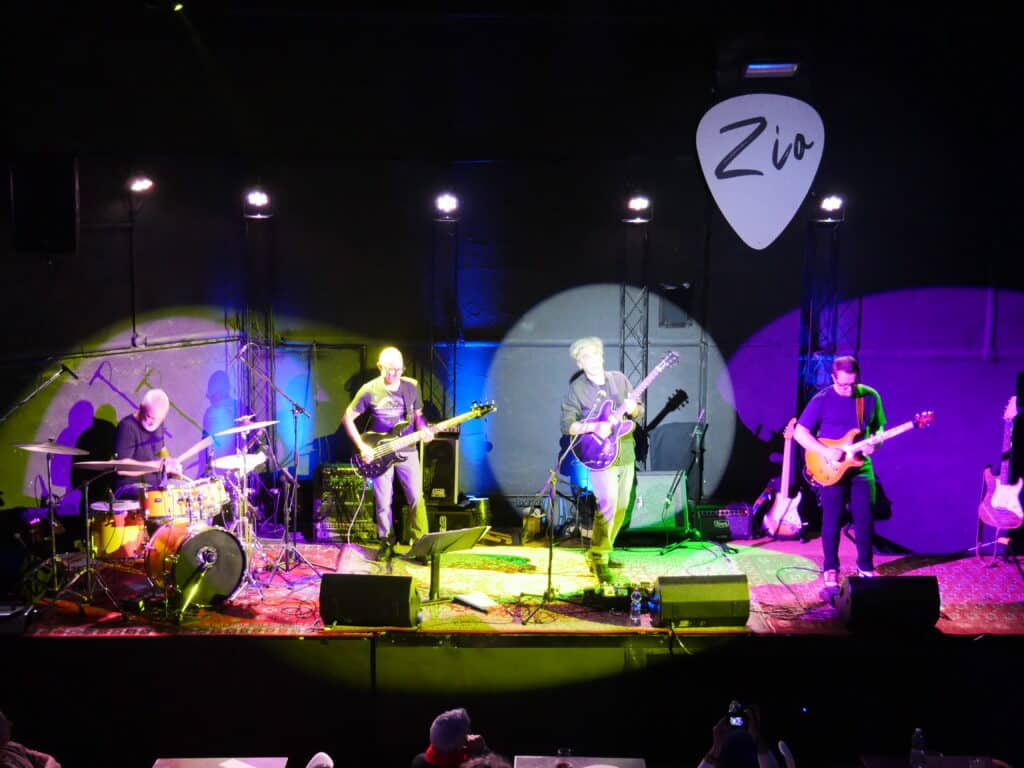 Meneghello Zio Live 3