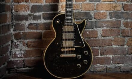 Gibson Eric Clapton 1958 Les Paul Custom Ebony: la replica perfetta di una chitarra che non aspettava nessuno?