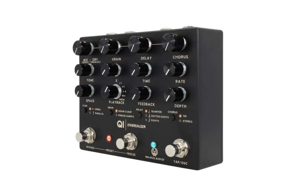 02 Walrus Audio Qi Black Left