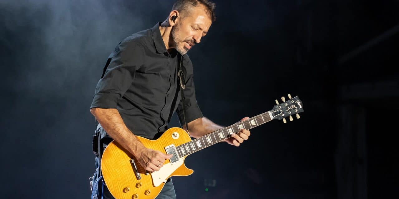 Giuseppe Scarpato: 10 canzoni inaspettate e sorprendenti con il tocco di un fuoriclasse della chitarra
