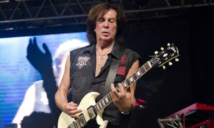 Maurizio Solieri ospite al booth di Planet Guitar al Guitar Show 2025