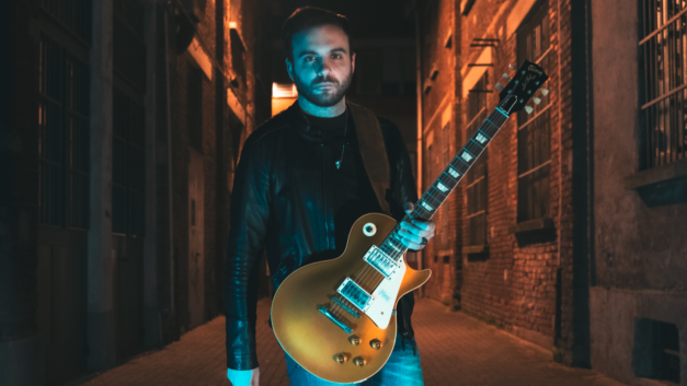 Danilo Vicari ospite al booth di Planet Guitar al Guitar Show 2025