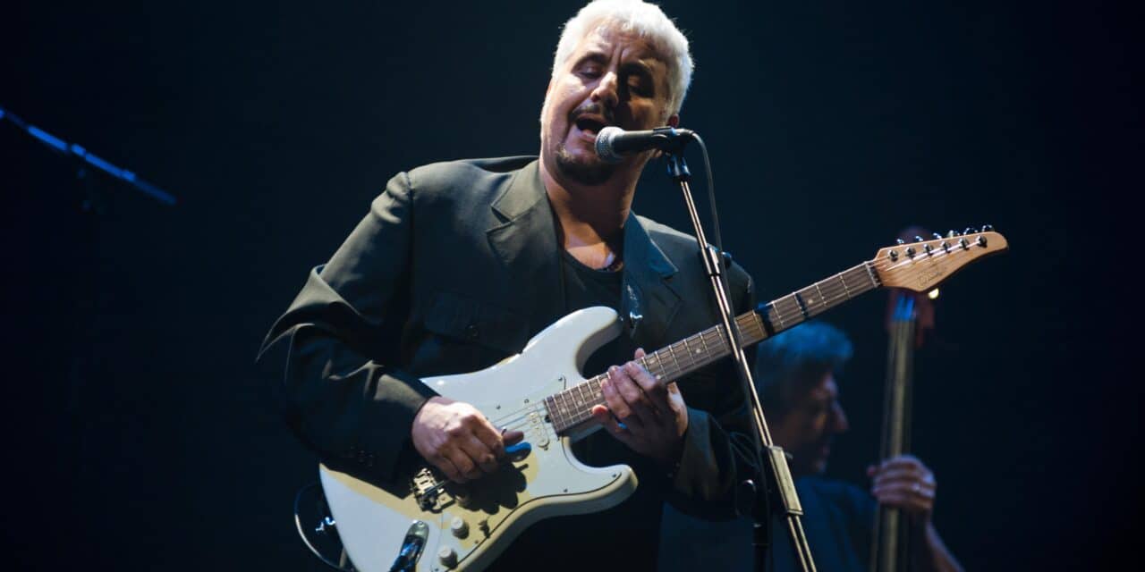 Pino Daniele: 10 canzoni inaspettate e sorprendenti con il magico tocco del Mascalzone Latino