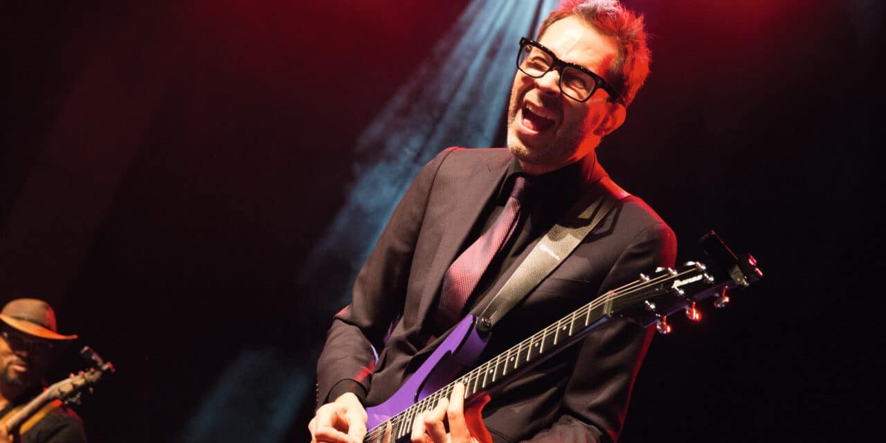 Paul Gilbert in tour in Italia: si parte dallo Zio Live Music!