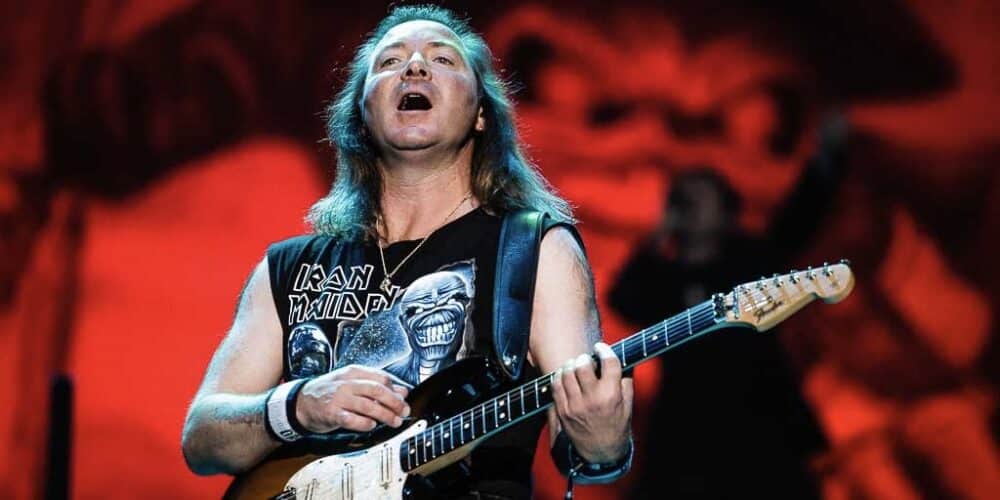 Una chitarra avuta in regalo è diventata una parte importante del suono di Adrian Smith che dopo 40 anni continua a suonar quello strumento