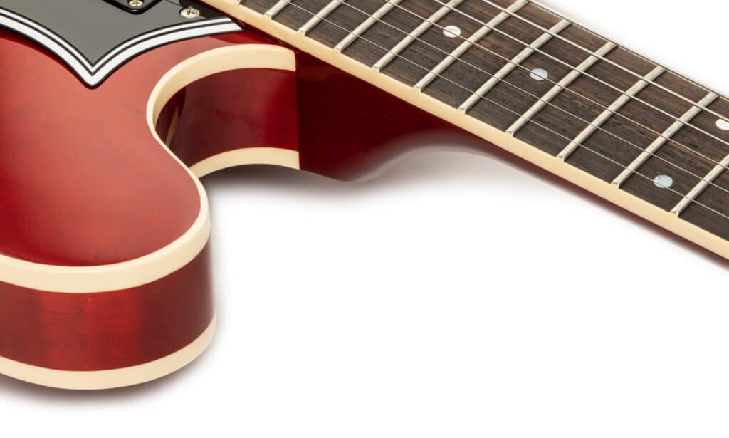 Heritage Standard H 535 027 FIN 2048x1229