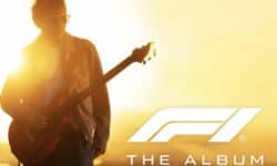 In uscita con il nuovo singolo di Ed Sheeran c'è annche una chitarra speciale. Si tratta di una PRS realizzata apposta a tema F1.