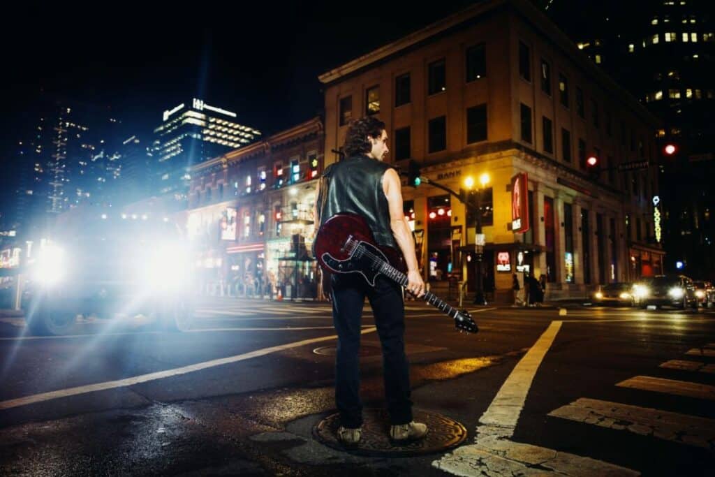 Gibson lancia sul mercato una nuova chitarra in omaggio alla città della musica dove viene costruita: Les Paul Music City Special.