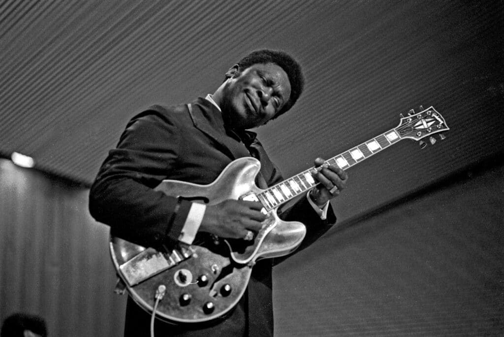 Nella vita Billy Gibbons ha avuto collezionato tante storie. Ne ricorda una incredibile in cui era in studio con "il Re": B.B. King.