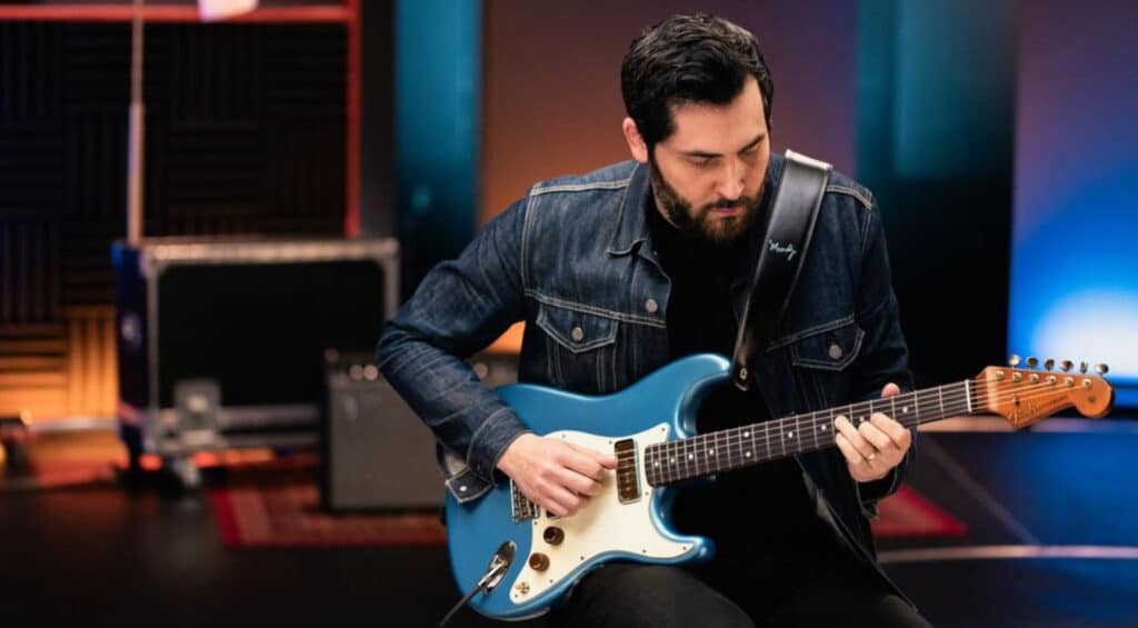 Fender Custom Shop e Ariel Posen si incontrano per dar vita a una nuova e unica  Stratocaster, disponibile solo in edizione limitata.