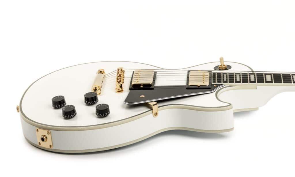 Epiphone Les Paul Custom 018 FIN 2048x1229