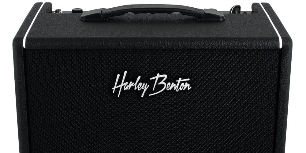 Scopri di più sull'Harley Benton DNAFX AmP20: un amplificatore piccolo ma potente e pieno di sorprese, pronto a tutte le sfide...