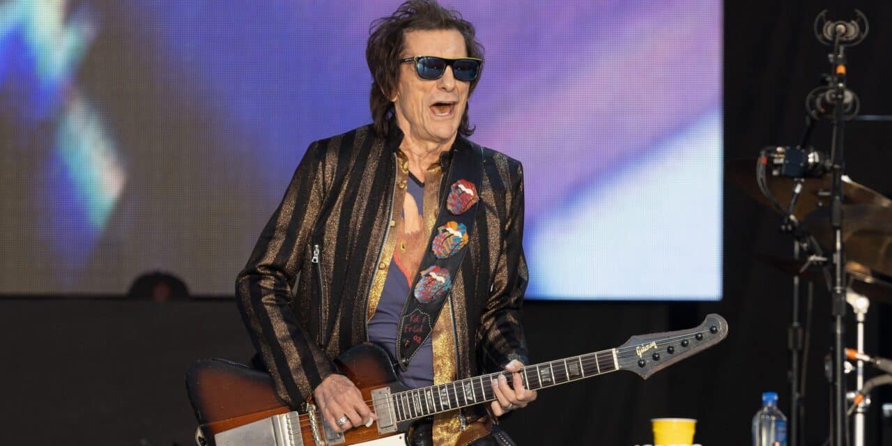 Ronnie Wood: 10 featuring inaspettati e sorprendenti del leggendario chitarrista dei Rolling Stones
