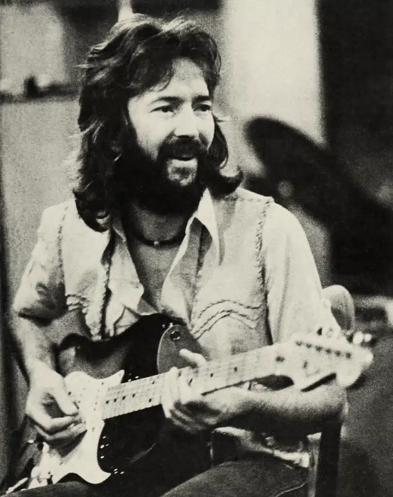 Ripercorriamo la storia di Eric Clapton passando per momenti importanti della sua carriera, con uno sguardo al suono e alla strumentazione