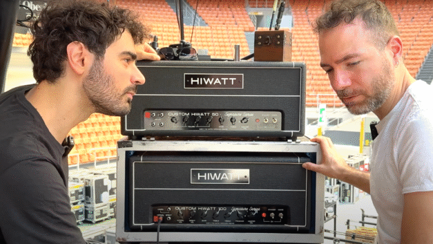 Sul palco di Marco Mengoni con Peter Cornacchia! Una produzione pop con tanti suoni di chitarra a San Siro