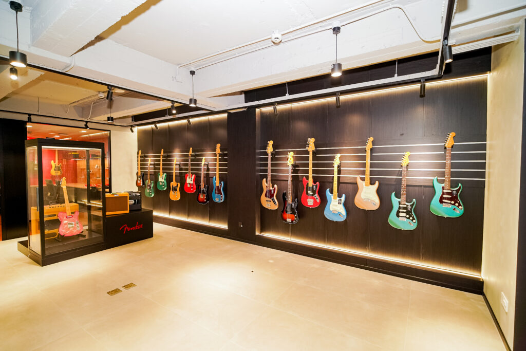 Nel cuore del vivace distretto di Xuhui, a Shanghai Fender ha inaugurato ufficialmente il nuovo Fender Artist Showroom Shanghai