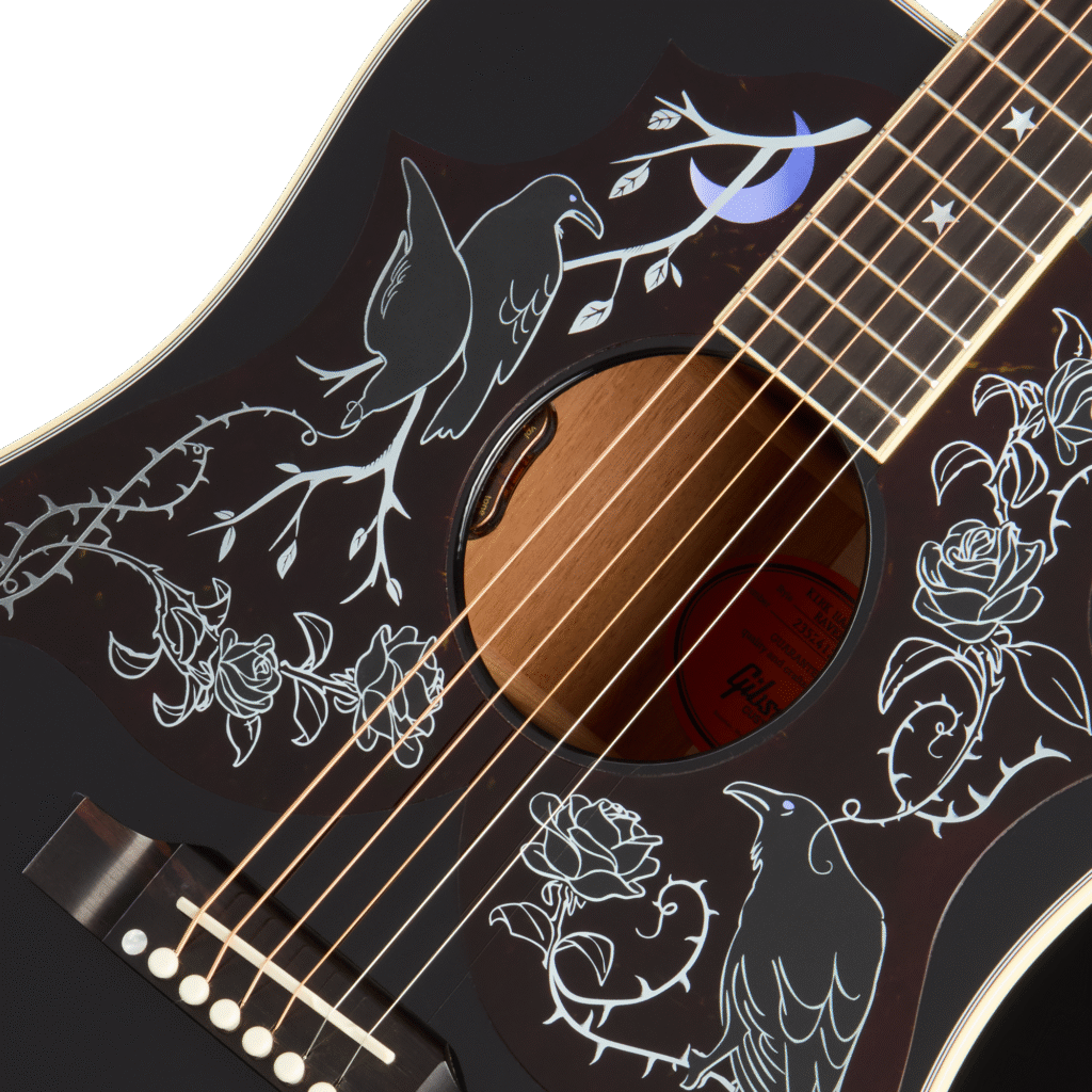 Il carattere di Kirk Hammett arriva sulla leggendaria Hummingbird grazia alla nuova Gibson Kirk Hammett Raven. Solo 100 esemplari!