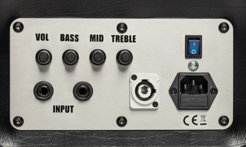 BlueAmps Cubo 011 FIN 2048x1229