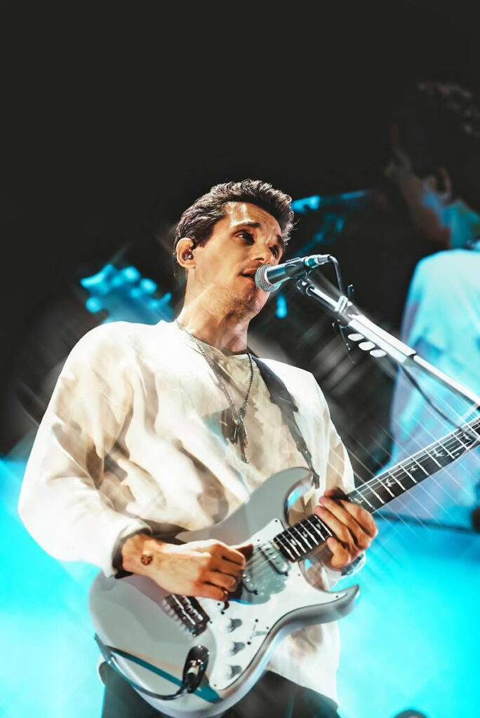 John Mayer parla della sua collaborazione con PRS e spiega perché ogni giorno sceglie di suonare una di quelle chitarre