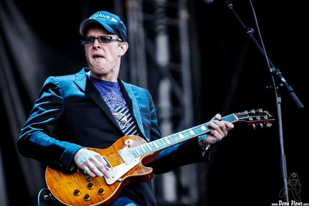 Questa è la storia di Joe Bonamassa che usò la sua fama per avere uno sconto per la sua amica, ma la Taylor ebbe una sorpresa 