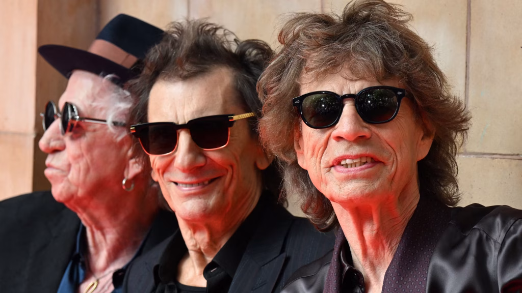 Il prossimo mese avrà luogo un evento storico: Satisfaction, un'asta dedicata ai Rolling Stones contente cimeli storici della band