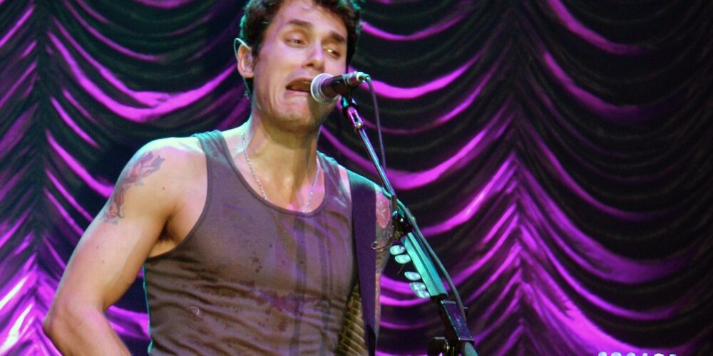 Alla base della PRS Silver Sky c'è un segreto che è stato preso dalla Strato '64 di John Mayer. Scopriamo di cosa si tratta...