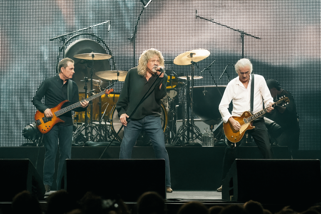 Ecco la storia del momento esatto in cui Robert Plant capì che i Led Zeppelin sarebbero diventati qualcosa di molto grande...