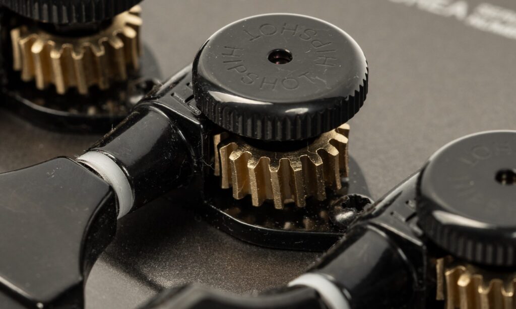 ESP LTD MT I Mick Thomson OBSM 040 FIN 2048x1229