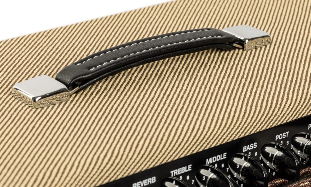 Peavey Classic 20 112 Combo 005 FIN 2048x1229