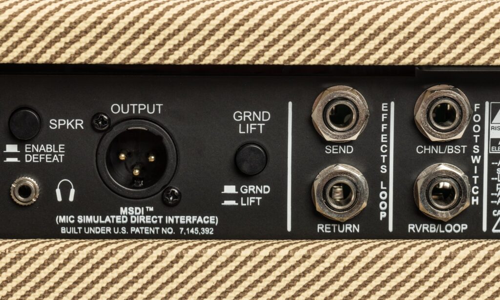 Peavey Classic 20 112 Combo 022 FIN 2048x1229