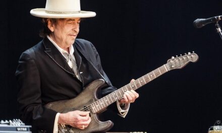 Da sconosciuto a leggenda: poche parole di Dylan hanno svoltato la vita al chitarrista