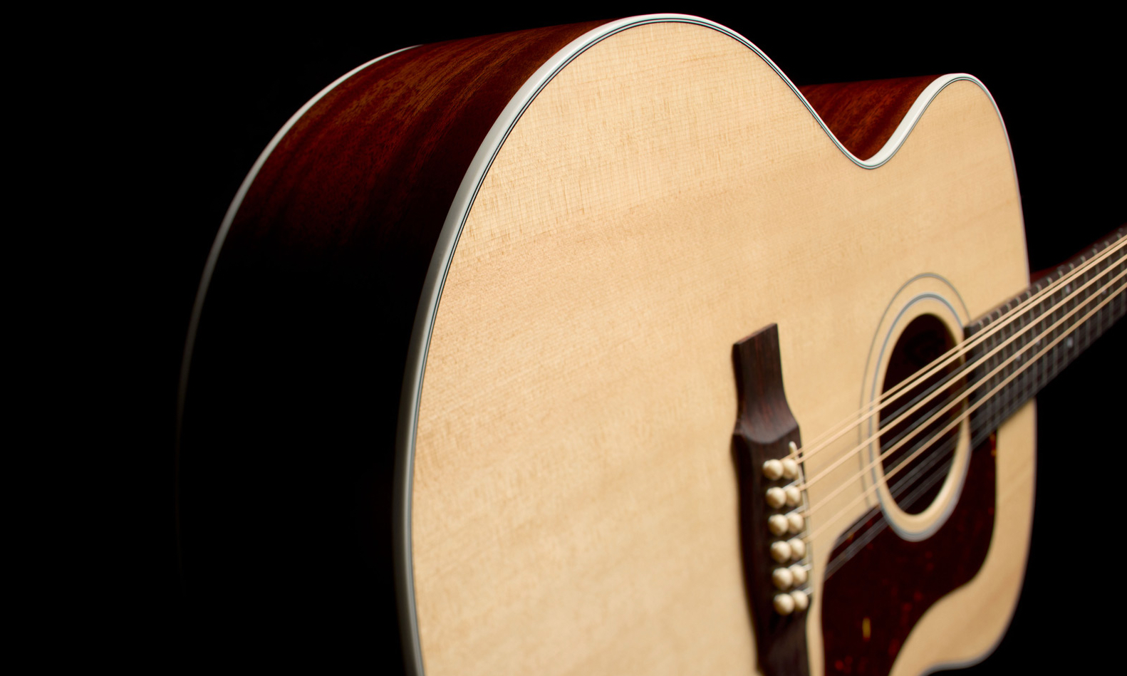 Guild amplia il proprio portfolio di acustiche in occasione del NAMM 2026 con la F-412 Standard e la VR1 F-40