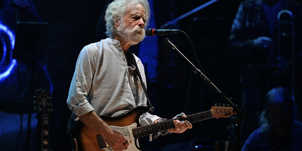Addio a Bob Weir: il ritmo, la chitarra e il lascito della leggenda dei Grateful Dead