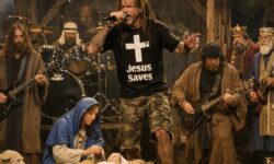 Ecco come uno spettacolo su Gesù è stato confuso e venduto per sbaglio per un concerto metal dei Lamb of God