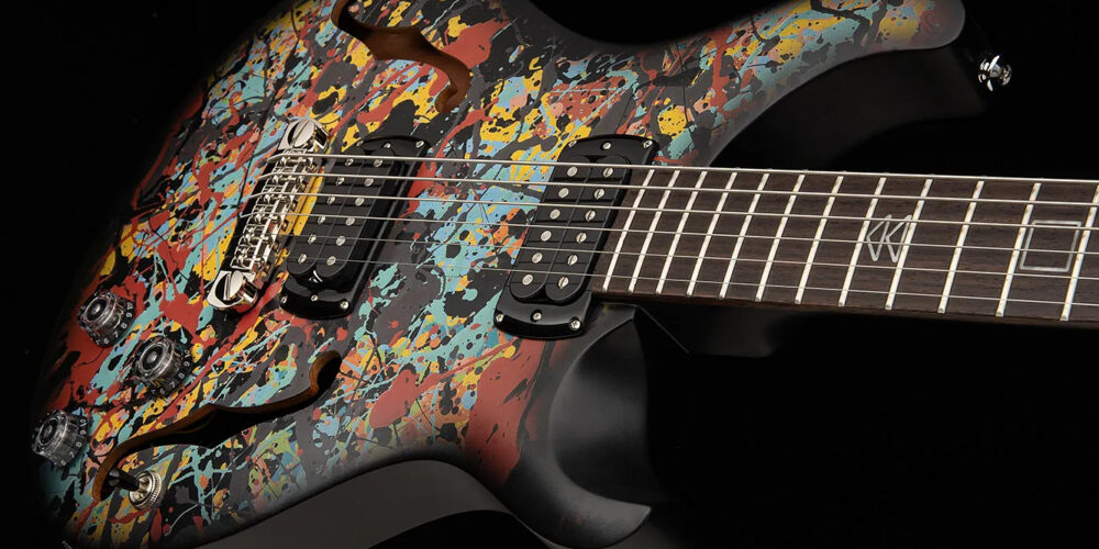 In occasione del NAMM 2026, Ed Sheeran presenta insieme a PRS la SE Ed Sheeran Cosmic Splash, una baritona sviluppata appositamente per lui