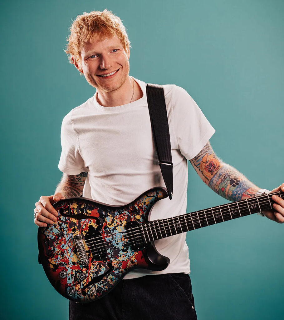 In occasione del NAMM 2026, Ed Sheeran presenta insieme a PRS la SE Ed Sheeran Cosmic Splash, una baritona sviluppata appositamente per lui